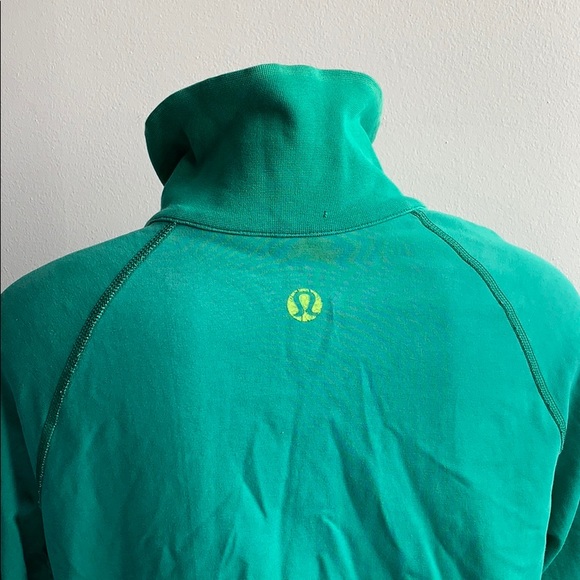 Green Lululemon Zip Up - Picture 1 of 9